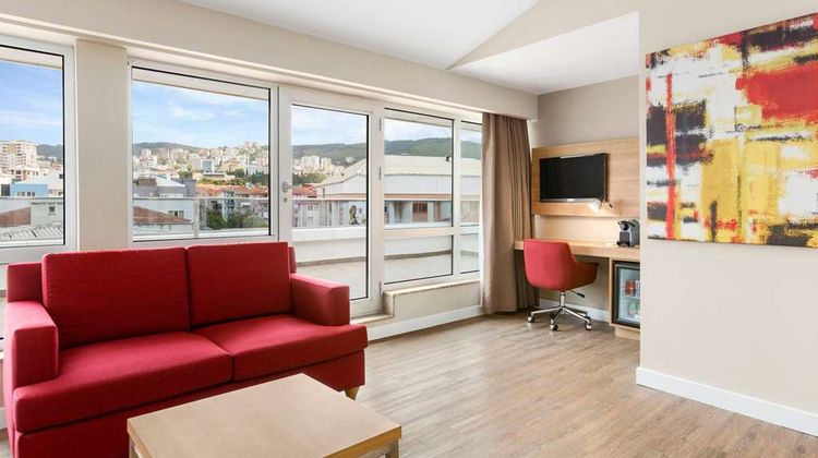 Ramada Encore by Wyndham Istanbul Kartal Suite