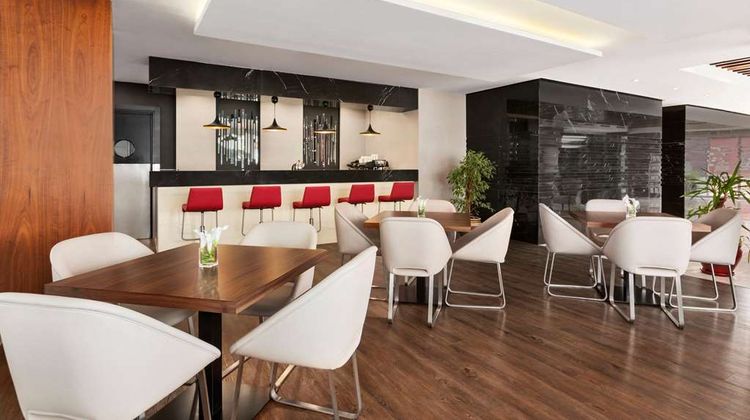 Ramada Encore by Wyndham Istanbul Kartal Restaurant