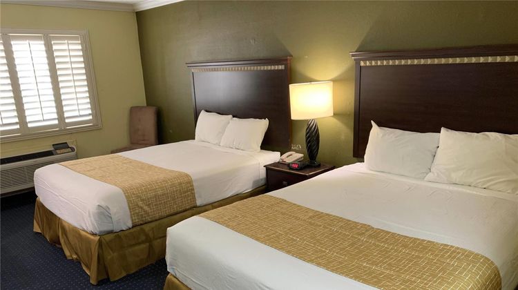 Travelodge Odessa Room
