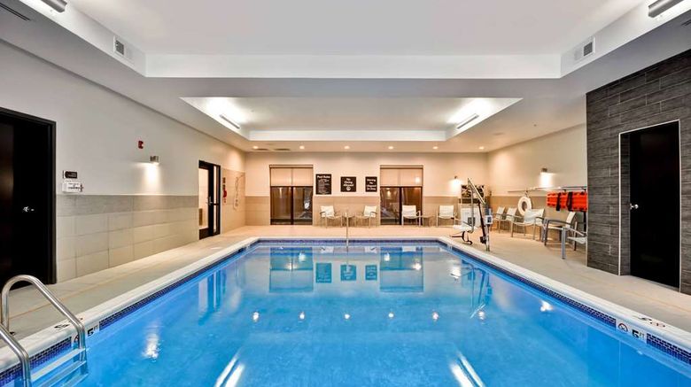 <b>Homewood Suites Cincinnati/West Pool</b>. Images powered by <a href="https://iceportal.shijigroup.com/" title="IcePortal" target="_blank">IcePortal</a>.