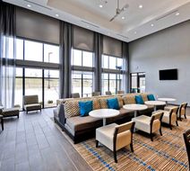 Homewood Suites Cincinnati/West Lobby
