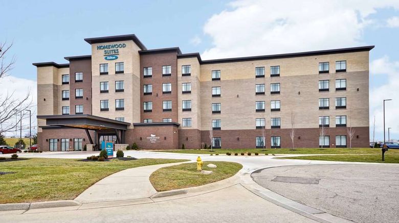 <b>Homewood Suites Cincinnati/West Exterior</b>. Images powered by <a href="https://iceportal.shijigroup.com/" title="IcePortal" target="_blank">IcePortal</a>.