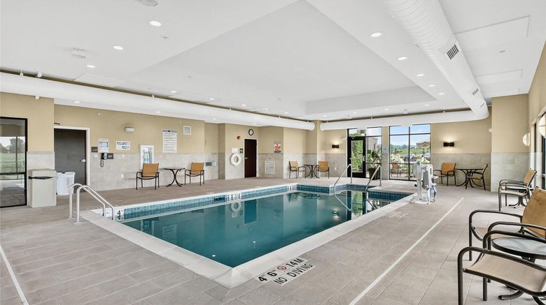 <b>Hampton Inn & Suites Chippewa Falls Pool</b>. Images powered by <a href="https://iceportal.shijigroup.com/" title="IcePortal" target="_blank">IcePortal</a>.