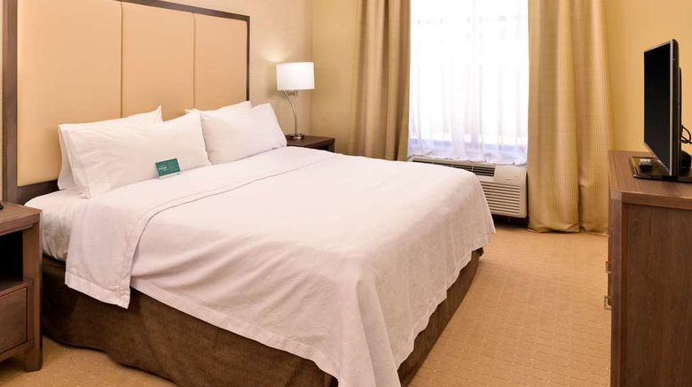 <b>Homewood Suites by Hilton, Houma Room</b>. Images powered by <a href="https://iceportal.shijigroup.com/" title="IcePortal" target="_blank">IcePortal</a>.