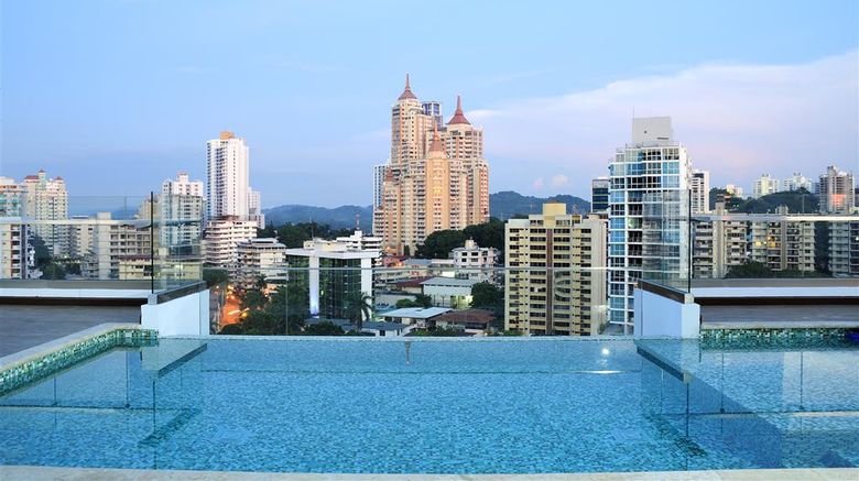<b>Best Western Plus Panama Zen Hotel Pool</b>. Images powered by <a href="https://iceportal.shijigroup.com/" title="IcePortal" target="_blank">IcePortal</a>.