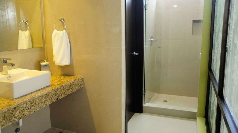 <b>Best Western Plus Panama Zen Hotel Room</b>. Images powered by <a href="https://iceportal.shijigroup.com/" title="IcePortal" target="_blank">IcePortal</a>.