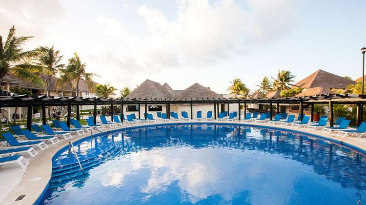 Allegro Playacar Pool