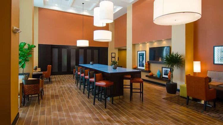 Hampton Inn & Suites Huntsville Restaurant