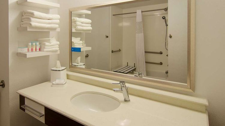 Hampton Inn & Suites Huntsville Room