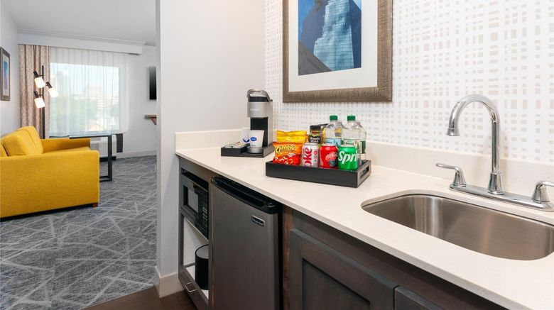 <b>Hampton Inn & Suites Downtown Other</b>. Images powered by <a href="https://iceportal.shijigroup.com/" title="IcePortal" target="_blank">IcePortal</a>.