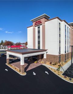 Hampton Inn & Suites Downtown