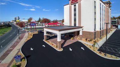 Hampton Inn & Suites Downtown