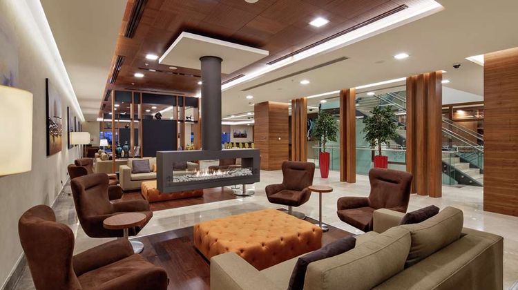Hilton Garden Inn Corlu Lobby