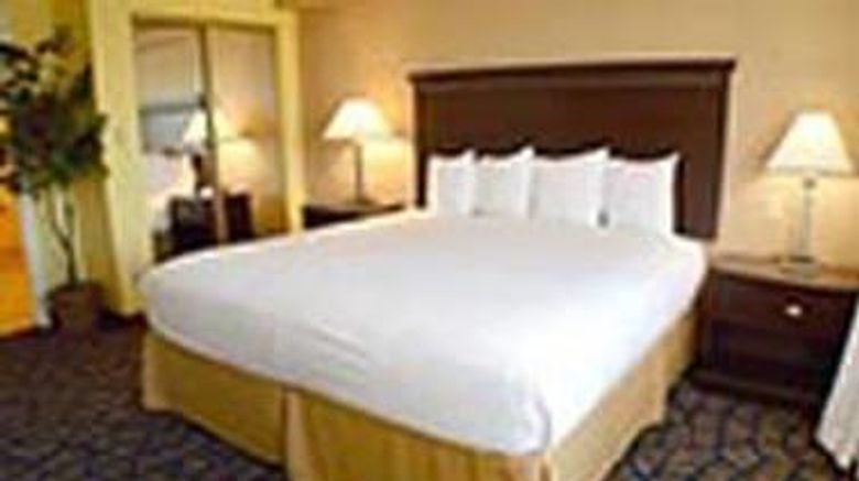 <b>The Barrymore Hotel Tampa Riverwalk Suite</b>. Images powered by <a href="https://iceportal.shijigroup.com/" title="IcePortal" target="_blank">IcePortal</a>.