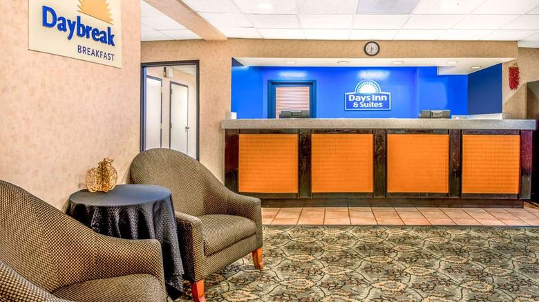 <b>Days Inn & Suites Albuquerque North Lobby</b>. Images powered by <a href="https://iceportal.shijigroup.com/" title="IcePortal" target="_blank">IcePortal</a>.