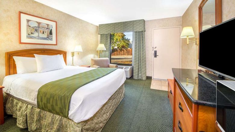 <b>Days Inn & Suites Albuquerque North Room</b>. Images powered by <a href="https://iceportal.shijigroup.com/" title="IcePortal" target="_blank">IcePortal</a>.