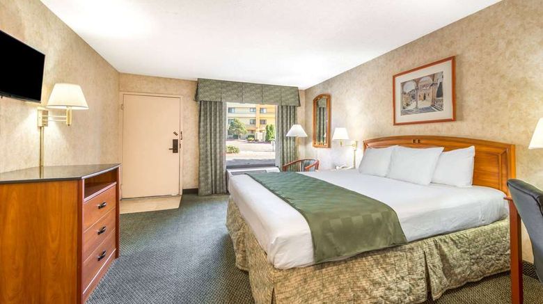 <b>Days Inn & Suites Albuquerque North Room</b>. Images powered by <a href="https://iceportal.shijigroup.com/" title="IcePortal" target="_blank">IcePortal</a>.