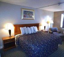 Days Inn West Branch Iowa City Area Room