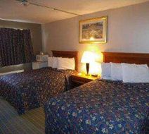 Days Inn West Branch Iowa City Area Room