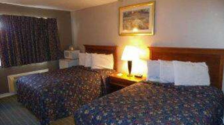 Days Inn West Branch Iowa City Area Room