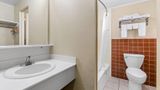 Travelodge By Wyndham Rapid City Room
