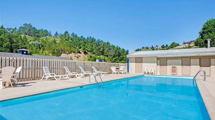 Travelodge By Wyndham Rapid City Pool