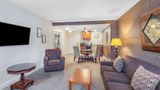 Wyndham Garden York Suite