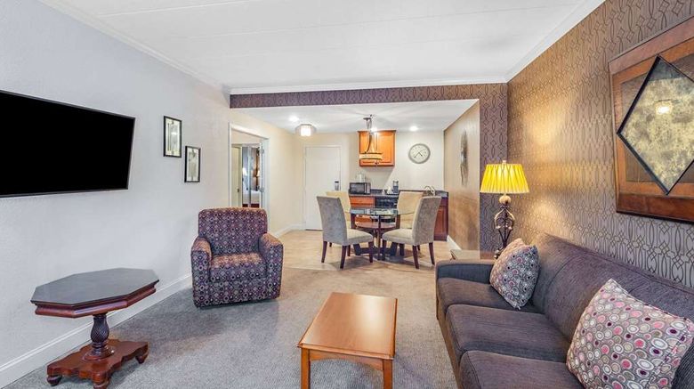 <b>Wyndham Garden York Suite</b>. Images powered by <a href="https://iceportal.shijigroup.com/" title="IcePortal" target="_blank">IcePortal</a>.