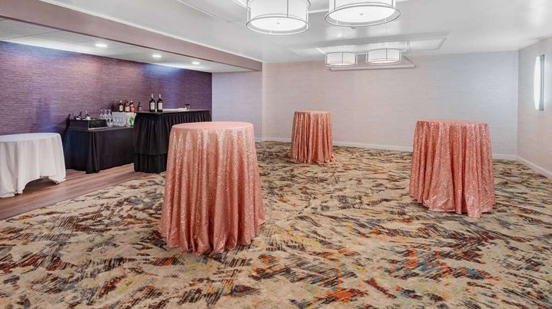 <b>Wyndham Garden York Meeting</b>. Images powered by <a href="https://iceportal.shijigroup.com/" title="IcePortal" target="_blank">IcePortal</a>.