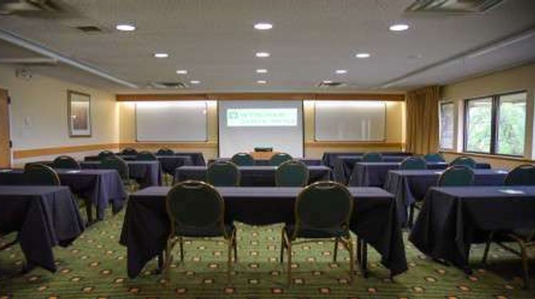 Wyndham Garden Fort Wayne Meeting