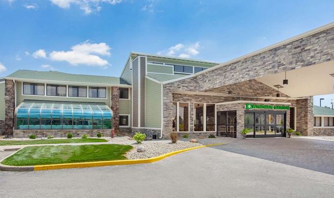 Wyndham Garden Fort Wayne Exterior