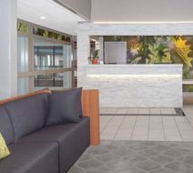 Wyndham Garden Fort Wayne Lobby