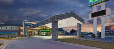 Wyndham Garden Fort Wayne Exterior