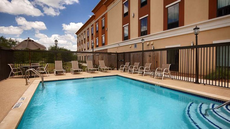 <b>Best Western Plus Elmendorf Hotel Pool</b>. Images powered by <a href="https://iceportal.shijigroup.com/" title="IcePortal" target="_blank">IcePortal</a>.