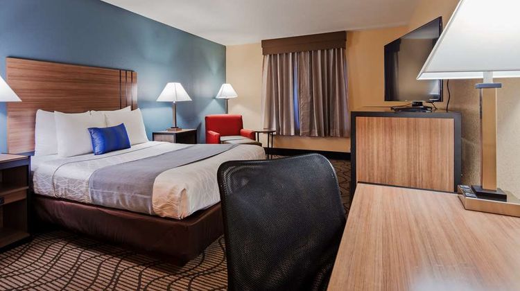 Best Western Plus Heritage Inn Room