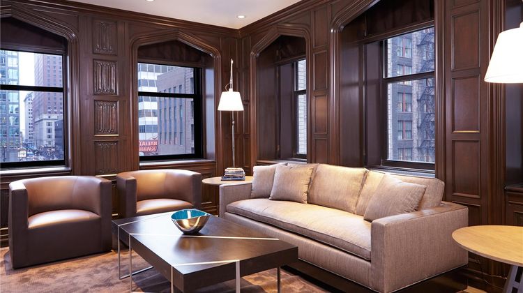 Hyatt Centric The Loop Chicago Suite