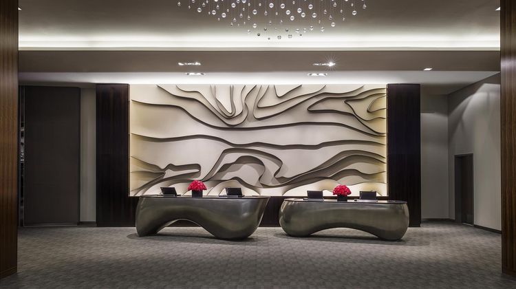 Hyatt Regency Tysons Corner Center Lobby