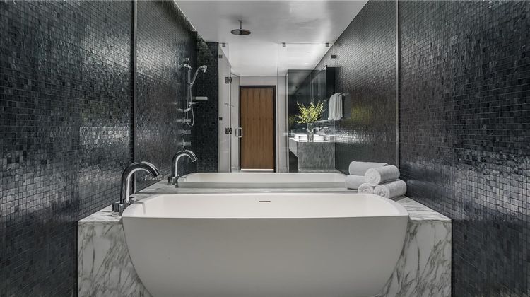 Hyatt Regency Tysons Corner Center Suite
