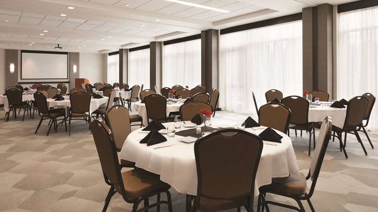 Hyatt Place Buffalo/Amherst Meeting