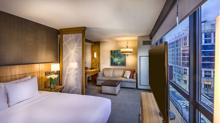 Hyatt Place Baltimore Inner Harbor Room
