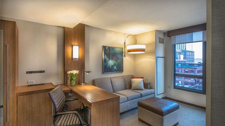 Hyatt Place Baltimore Inner Harbor Room