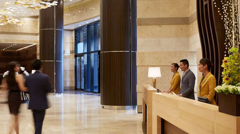 <b>Hyatt Regency Manila, City of Dreams Lobby</b>. Images powered by <a href="https://iceportal.shijigroup.com/" title="IcePortal" target="_blank">IcePortal</a>.