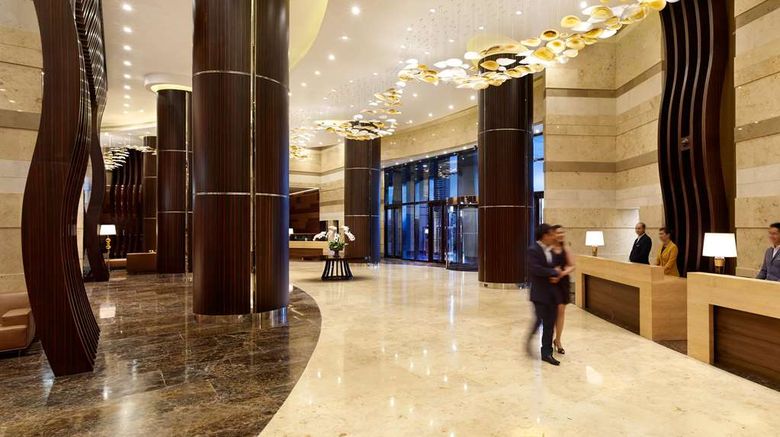 <b>Hyatt Regency Manila, City of Dreams Lobby</b>. Images powered by <a href="https://iceportal.shijigroup.com/" title="IcePortal" target="_blank">IcePortal</a>.