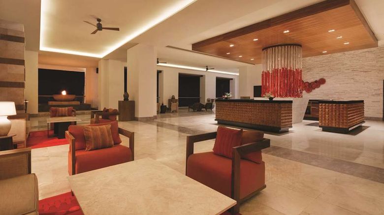 <b>Hyatt Ziva Puerto Vallarta Lobby</b>. Images powered by <a href="https://iceportal.shijigroup.com/" title="IcePortal" target="_blank">IcePortal</a>.