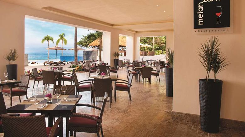 <b>Hyatt Ziva Puerto Vallarta Restaurant</b>. Images powered by <a href="https://iceportal.shijigroup.com/" title="IcePortal" target="_blank">IcePortal</a>.