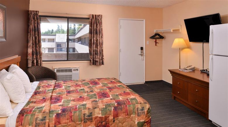 <b>Canadas Best Value Inn, Whitecourt Room</b>. Images powered by <a href="https://iceportal.shijigroup.com/" title="IcePortal" target="_blank">IcePortal</a>.
