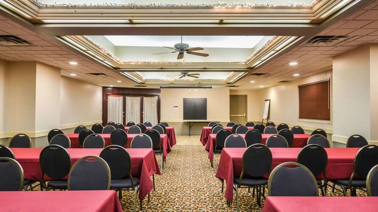 <b>Canadas Best Value Inn, Whitecourt Meeting</b>. Images powered by <a href="https://iceportal.shijigroup.com/" title="IcePortal" target="_blank">IcePortal</a>.