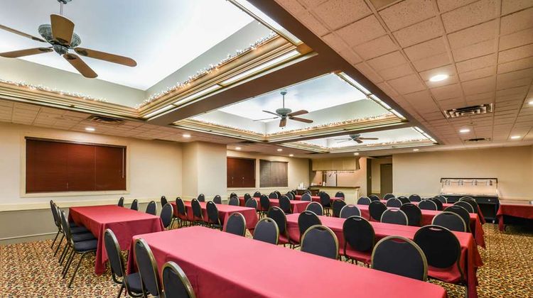 Canadas Best Value Inn, Whitecourt Meeting