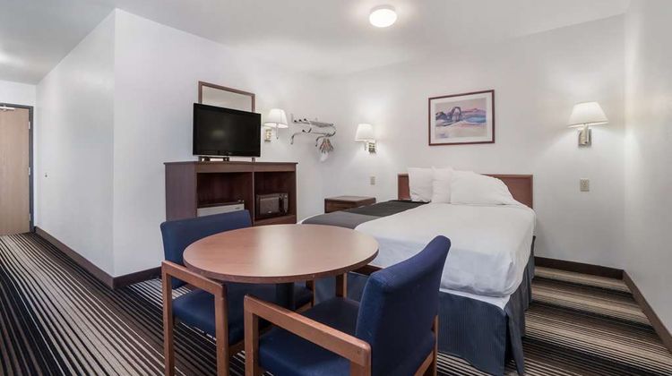 Americas Best Value Inn Green River Suite