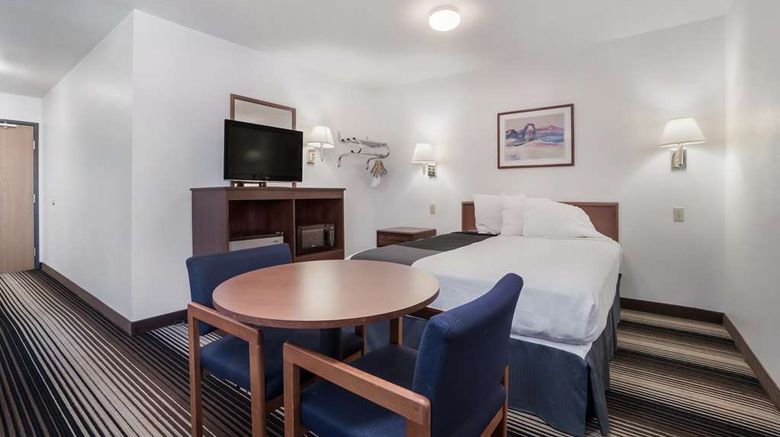 <b>Americas Best Value Inn Green River Suite</b>. Images powered by <a href="https://iceportal.shijigroup.com/" title="IcePortal" target="_blank">IcePortal</a>.
